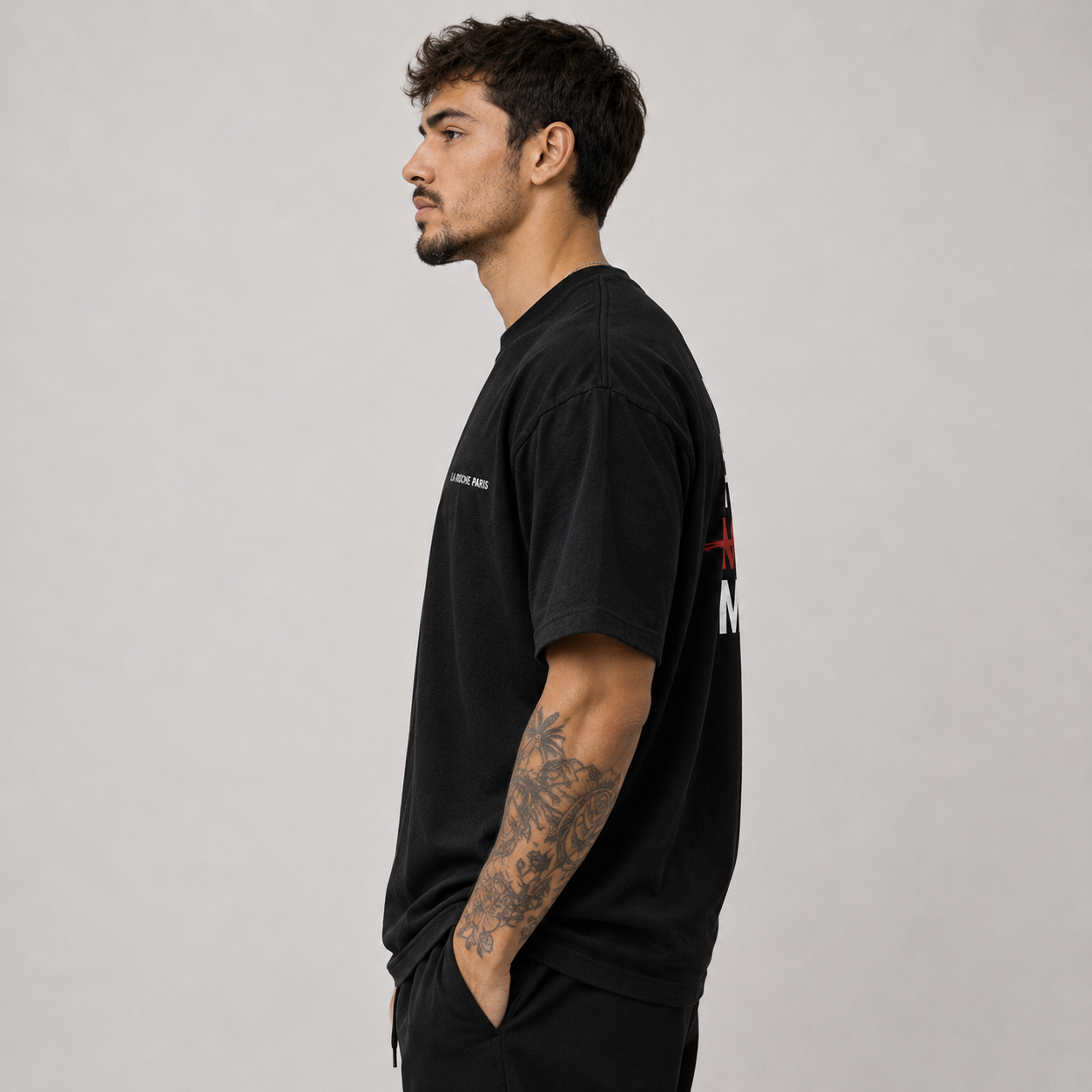 LA ROCHE PARIS SCHWARZ-ROTES NFM-T-SHIRT